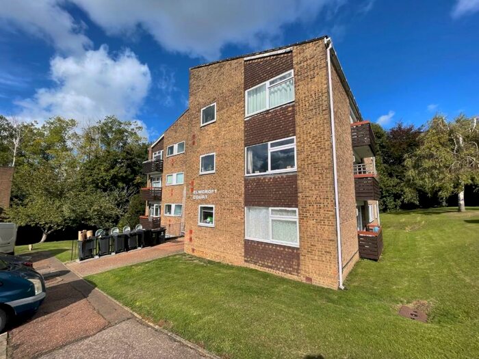 1 Bedroom Apartment To Rent In Fern Drive, Hemel Hempstead, Hertfordshire, HP3