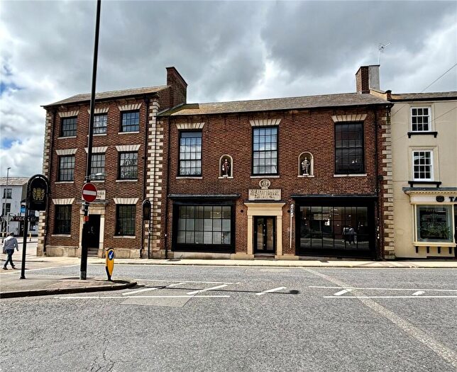 Studio To Rent In Bridge Street, Northampton, Northamptonshire, NN1