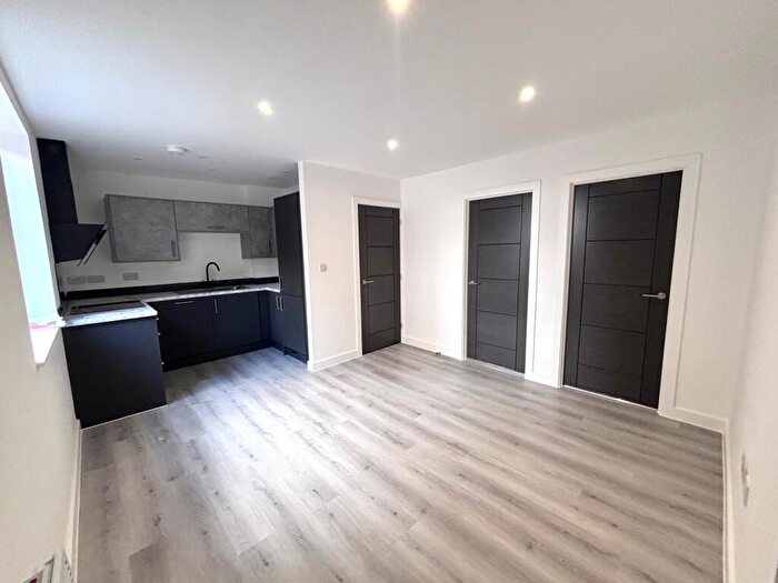 2 Bedroom Flat To Rent In George Street, Hull, HU1