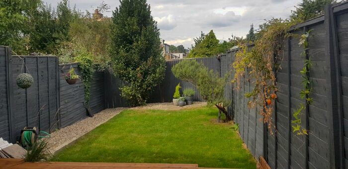 1 Bedroom Flat To Rent In Greyhound Road, Sutton Surrey, SM1