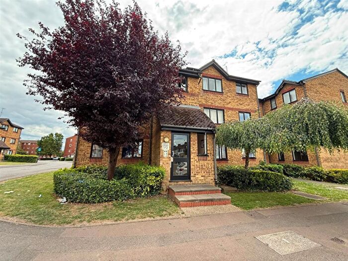 1 Bedroom Flat To Rent In Verity Court, Charlton Road, Edmonton, N9