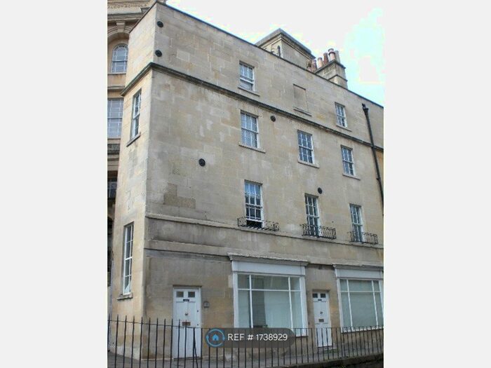 2 Bedroom Maisonette To Rent In Vineyards, Bath, BA1