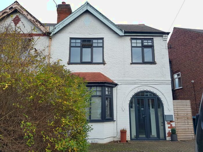 3 Bedroom Semi-Detached House To Rent In Rutland Road, West Bridgford, NG2