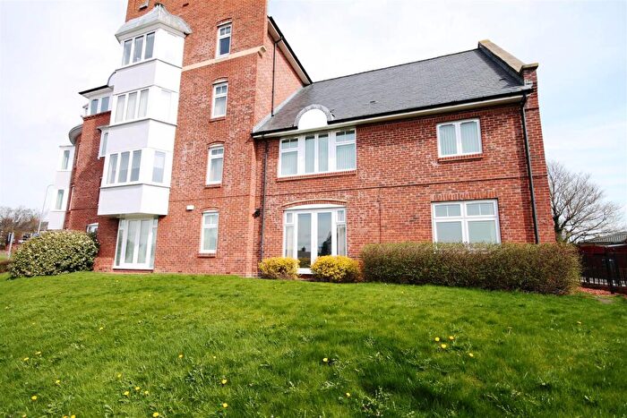 2 Bedroom Apartment To Rent In Monument Court, Nevilles Cross, Durham, DH1