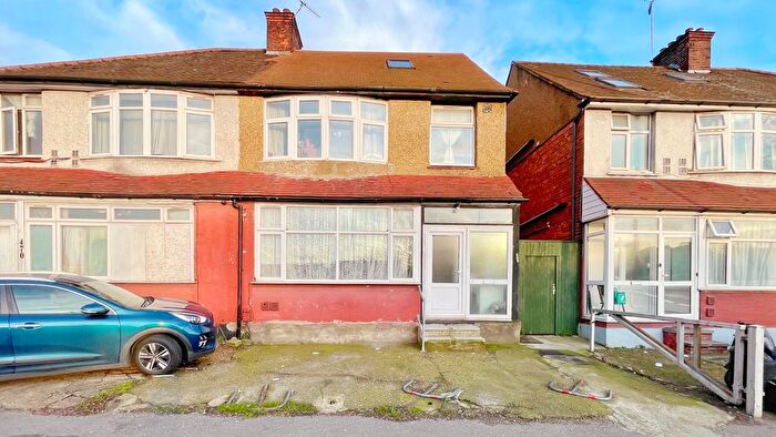 5 Bedroom Semi Detached House For Sale In North Circular Road, London, NW10