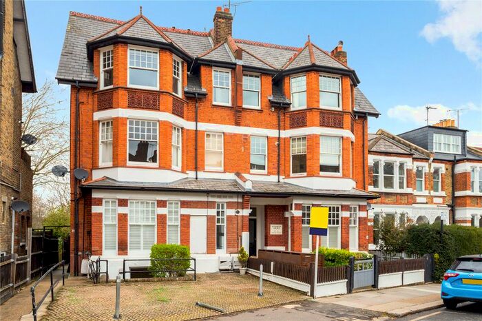 1 Bedroom Flat To Rent In Aydarth Court, - Oakhill Road, Putney, London, SW15