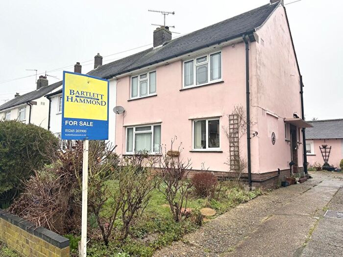 3 Bedroom Semi-Detached House For Sale In Shelley Road, Chelmsford, CM2