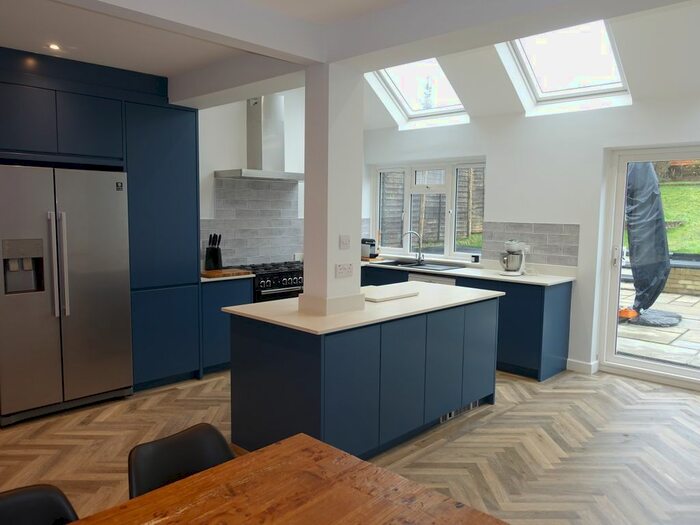 4 Bedroom Semi-Detached House To Rent In Chaldon Way, Coulsdon, CR5