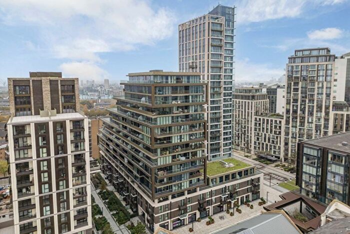 3 Bedroom Flat To Rent In Merino Gardens, London, E1W