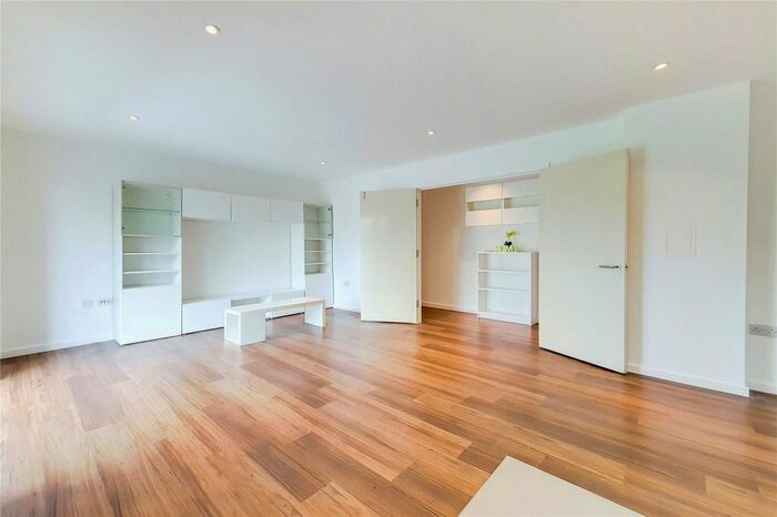 2 Bedroom Flat To Rent In Williams Way, Wembley, HA0