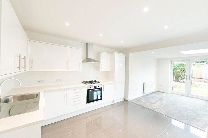 3 Bedroom Semi Detached House To Rent In Stanley Avenue, Portslade, Brighton, East Sussex, BN41