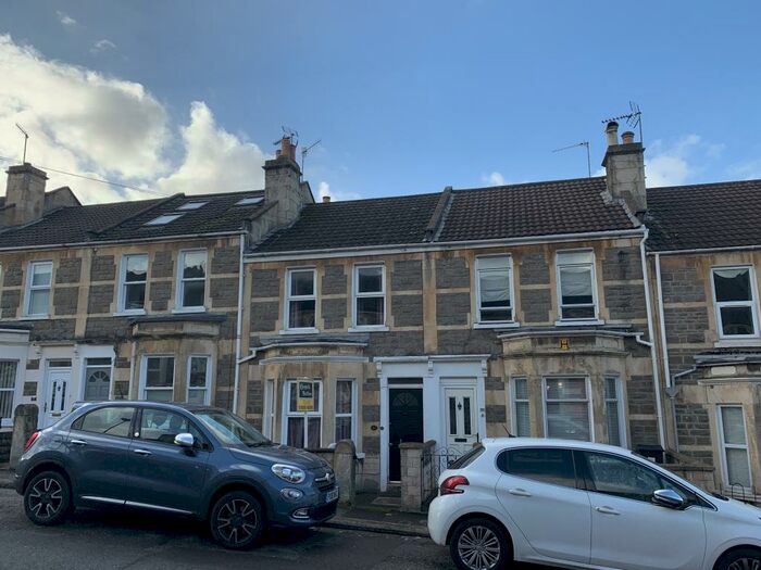 4 Bedroom Property To Rent In Bath, BA2