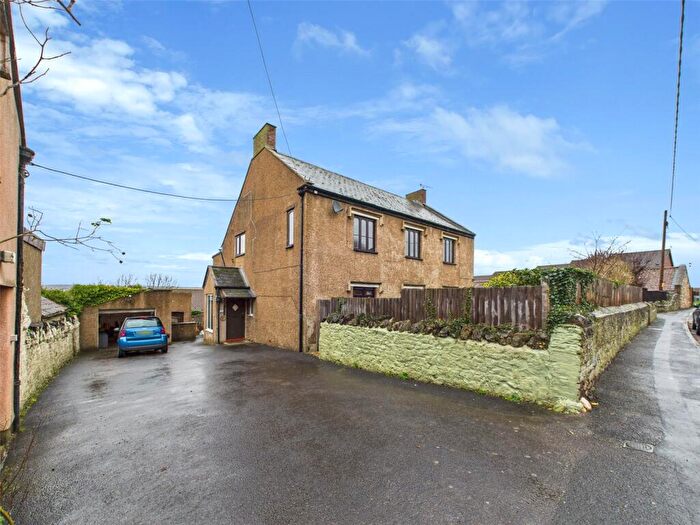 3 Bedroom Ground Maisonette For Sale In Oldmixon Road, Weston-super-Mare, North Somerset, BS24