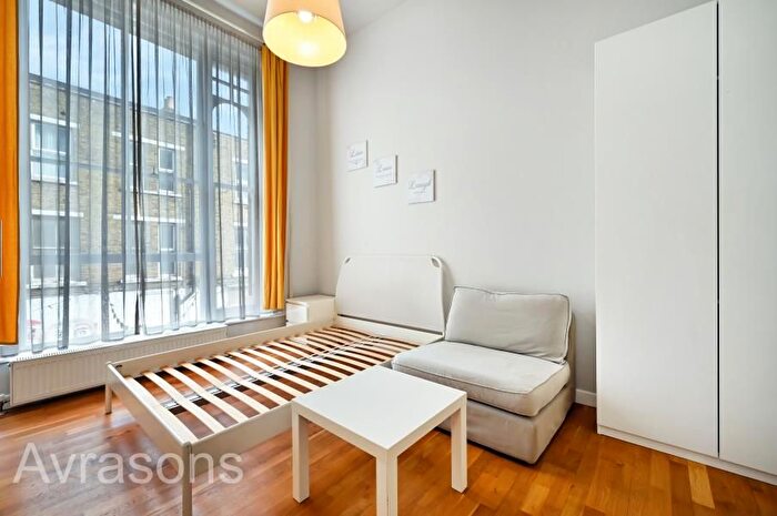 Studio To Rent In Brixton Road, London, SW9