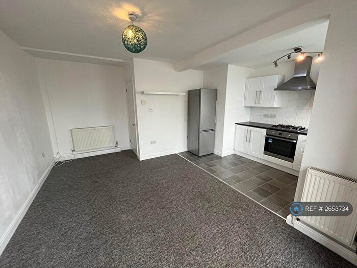 1 Bedroom Flat To Rent In Shooters Hill Road, London, SE3