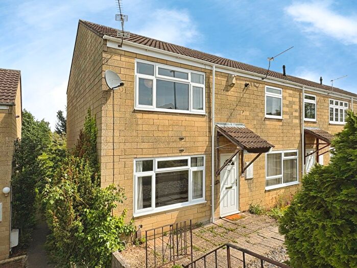 2 Bedroom End Terrace House For Sale In Pennine Road, Oldland Common, Bristol, South Gloucestershire, BS30