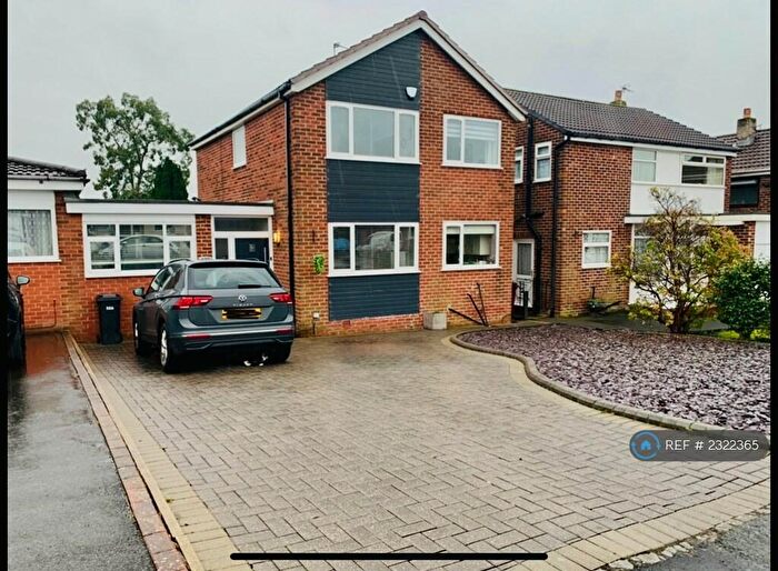 4 Bedroom Detached House To Rent In Hough Fold Way, Bolton, BL2