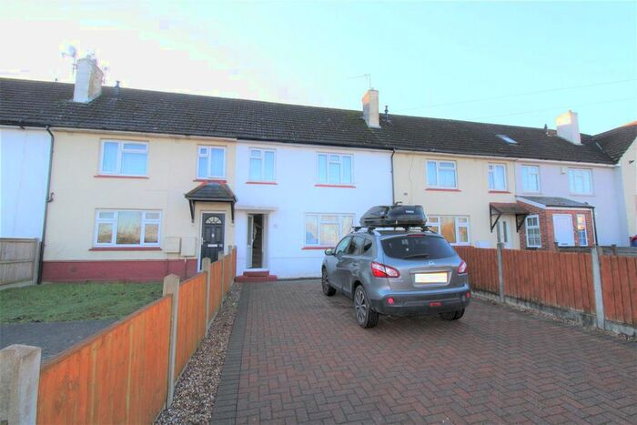 3 Bedroom Property To Rent In Newgatestreet Road, Goffs Oak, Waltham Cross EN7