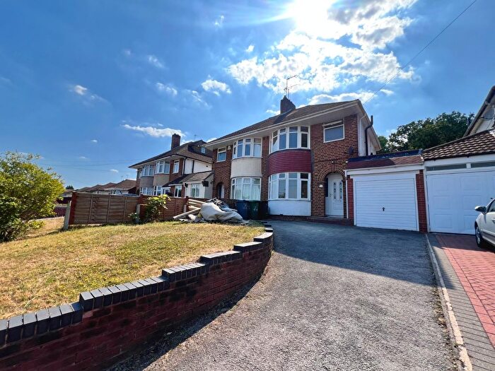 3 Bedroom Semi-Detached House To Rent In Hobs Moat Road, Solihull, West Midlands, B92