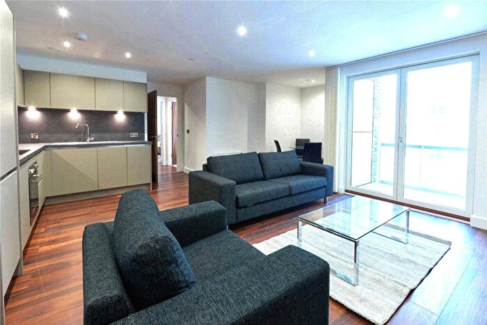 2 Bedroom Apartment To Rent In New Bridge Street Salford, M3