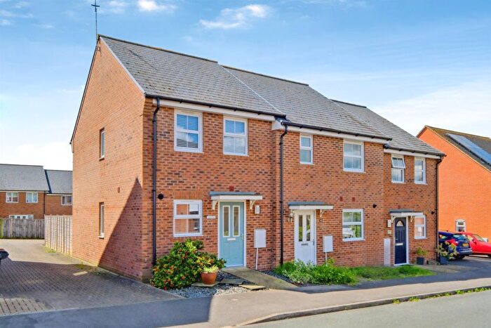 2 Bedroom End Terrace House For Sale In Tailor Close, Andover, SP11