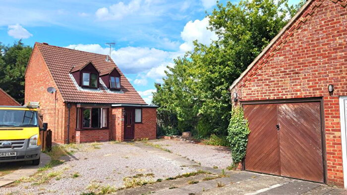 3 Bedroom Detached House For Sale In Walton Park, Walton, Peterborough, PE4