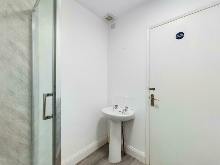 5 Bedroom Terraced House To Rent In Hartington Road, Brighton, BN2
