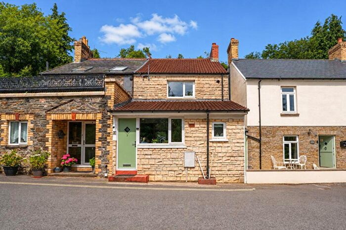 2 Bedroom Terraced House For Sale In Machen, Caerphilly, CF83