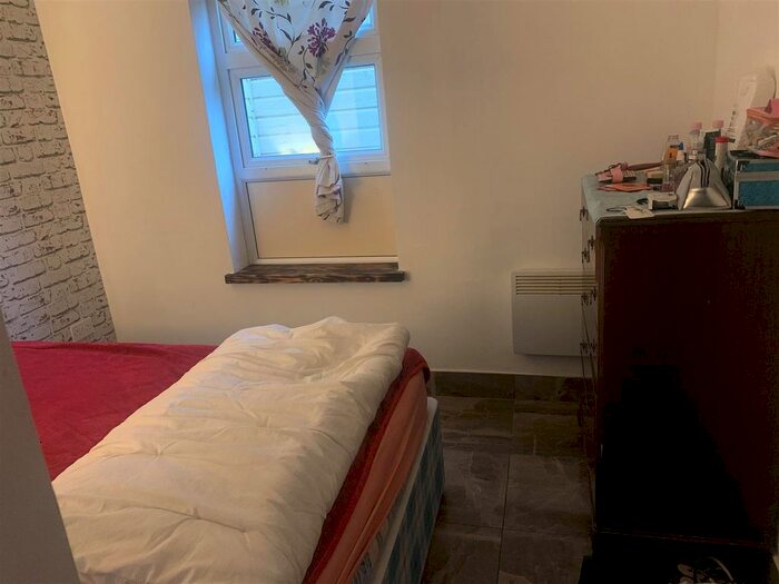 1 Bedroom Flat To Rent In Fosse Lane, Leicester, LE3