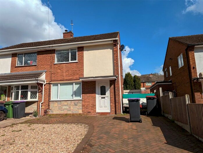 3 Bedroom Semi-Detached House To Rent In Orchard Close, Ketley, Telford, Shropshire, TF1