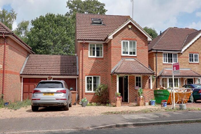 4 Bedroom Detached House For Sale In Hertford Road, Stevenage, Hertfordshire, SG2