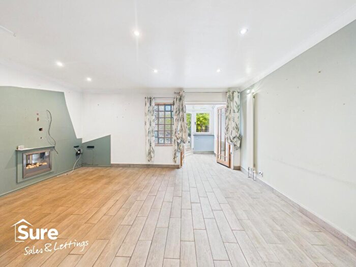 1 Bedroom End Of Terrace House To Rent In Brambling Rise, Hemel Hempstead, Hertfordshire, HP2