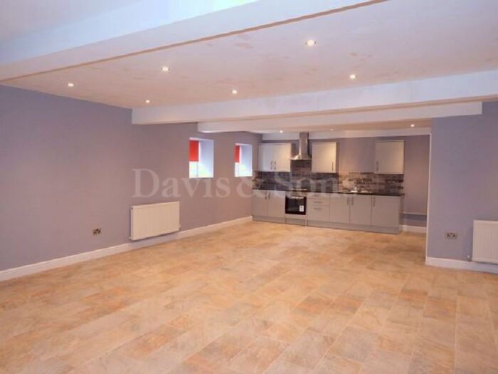 3 Bedroom End Of Terrace House To Rent In East Market Street, Newport., NP20