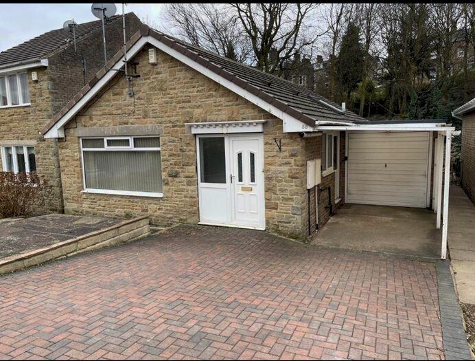 3 Bedroom Detached Bungalow For Sale In Central Park, Well Head