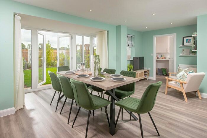 4 Bedroom Detached House For Sale In Meadowsweet Avenue, Beaconside, Stafford, Staffordshire, ST16