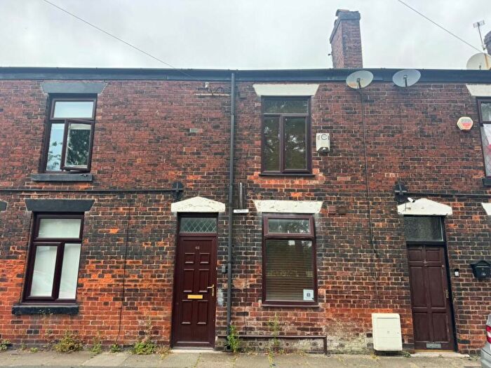 4 Bedroom Terraced House For Sale In Bridgewater Street, Little Hulton, Manchester, M38