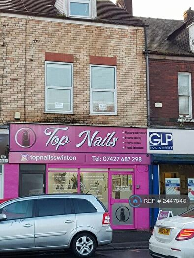 3 Bedroom Flat To Rent In Pendlebury, Swinton, M27