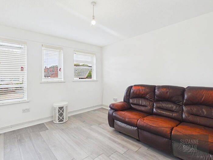 1 Bedroom Maisonette For Sale In Days Close, Hillfields, Coventry, CV1