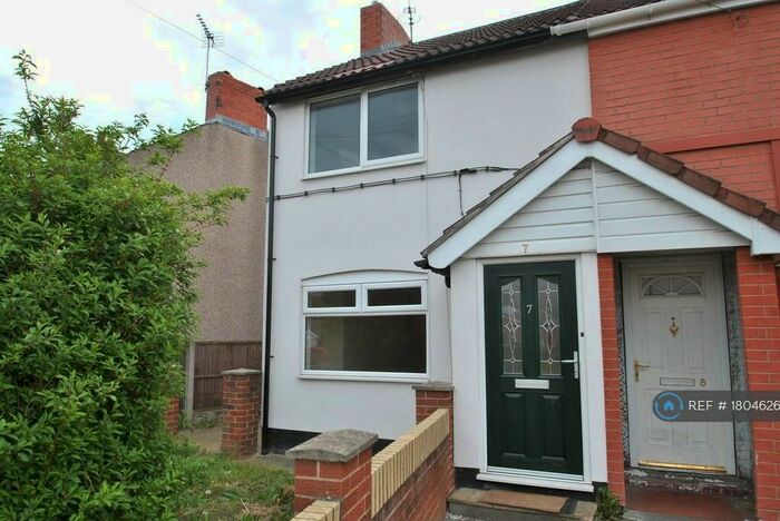3 Bedroom End Of Terrace House To Rent In Mcconnel Crescent, Doncaster, DN11