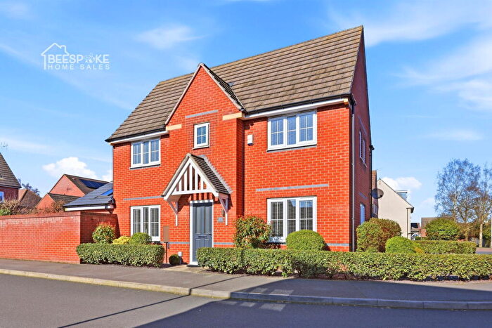 3 Bedroom Detached House For Sale In Yates Croft, Farnsfield, NG22