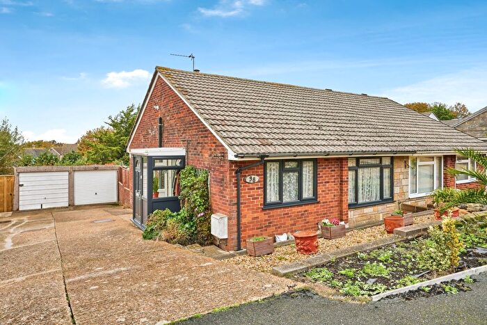 2 Bedroom Bungalow For Sale In Winston Avenue, Ryde, Isle Of Wight, PO33