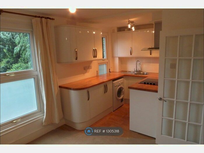 1 Bedroom Flat To Rent In Kingston Road, London SW19