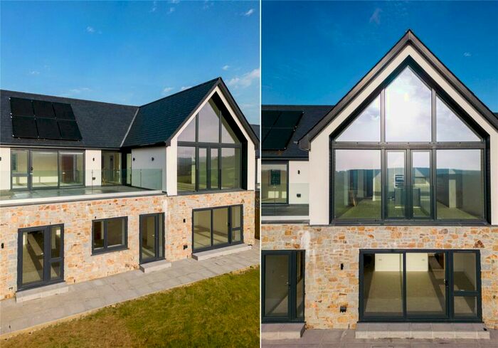 4 Bedroom Detached House For Sale In Rezare, Launceston, Cornwall, PL15