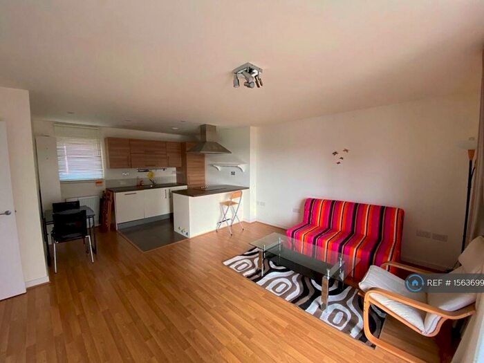 1 Bedroom Flat To Rent In Mile End, London, E3