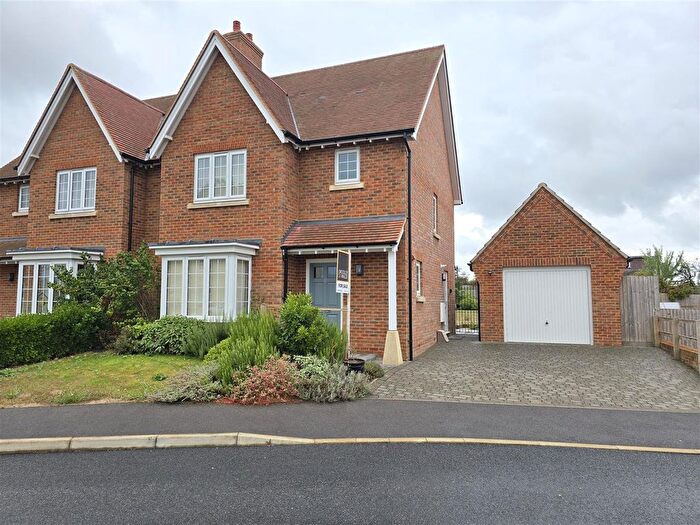 3 Bedroom Property For Sale In Higher Stour Meadow, Marnhull, Sturminster Newton, DT10