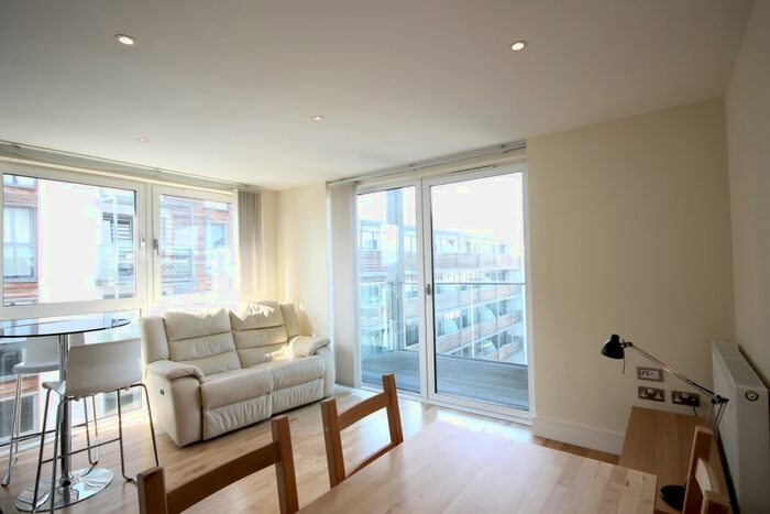 1 Bedroom Flat To Rent In Paxton Point, Merryweather Place, Greenwich, London, SE10