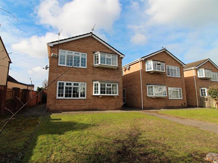 2 Bedroom Apartment To Rent In Piercefield Court, Church Road, Formby, L37