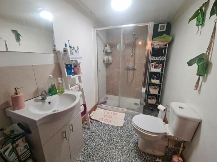 4 Bedroom House To Rent In St. Johns Avenue, Leeds, LS6