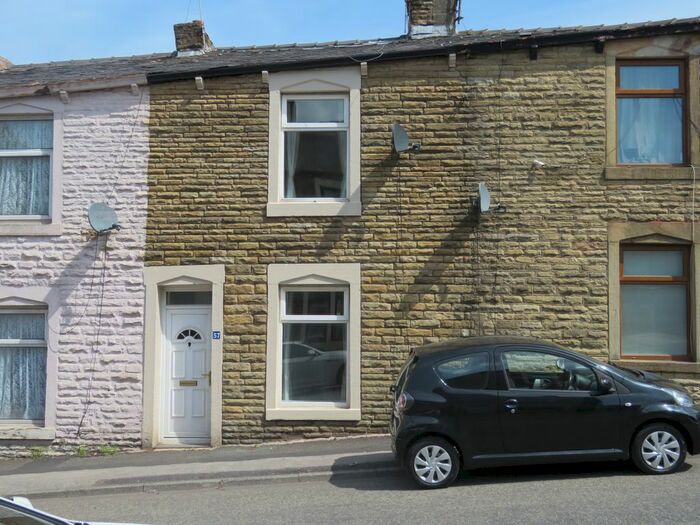 2 Bedroom Property To Rent In Spring Hill Road, Oswaldtwistle, Accrington, BB5