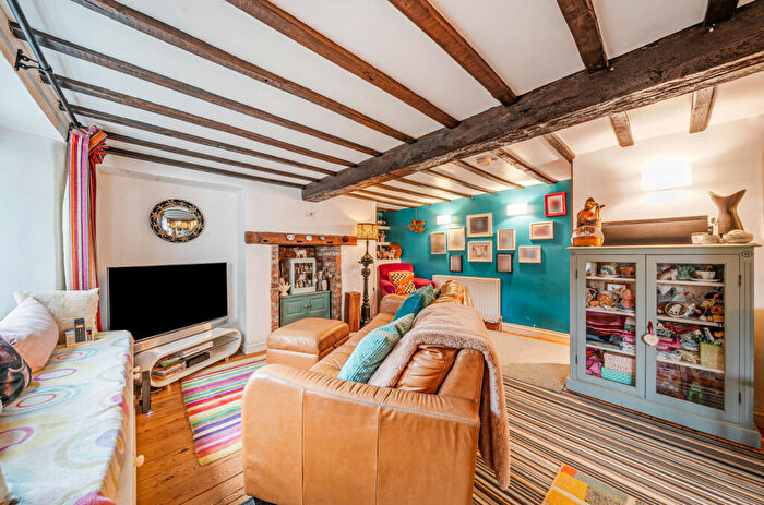 4 Bedroom Detached House For Sale In Marlborough Road, Wroughton, Swindon, SN4